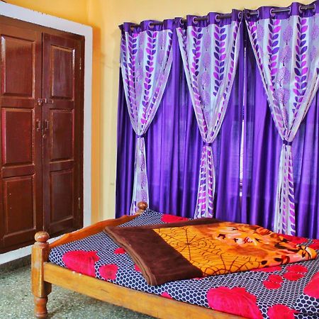 Royal Palm Homestay Мадікері Екстер'єр фото