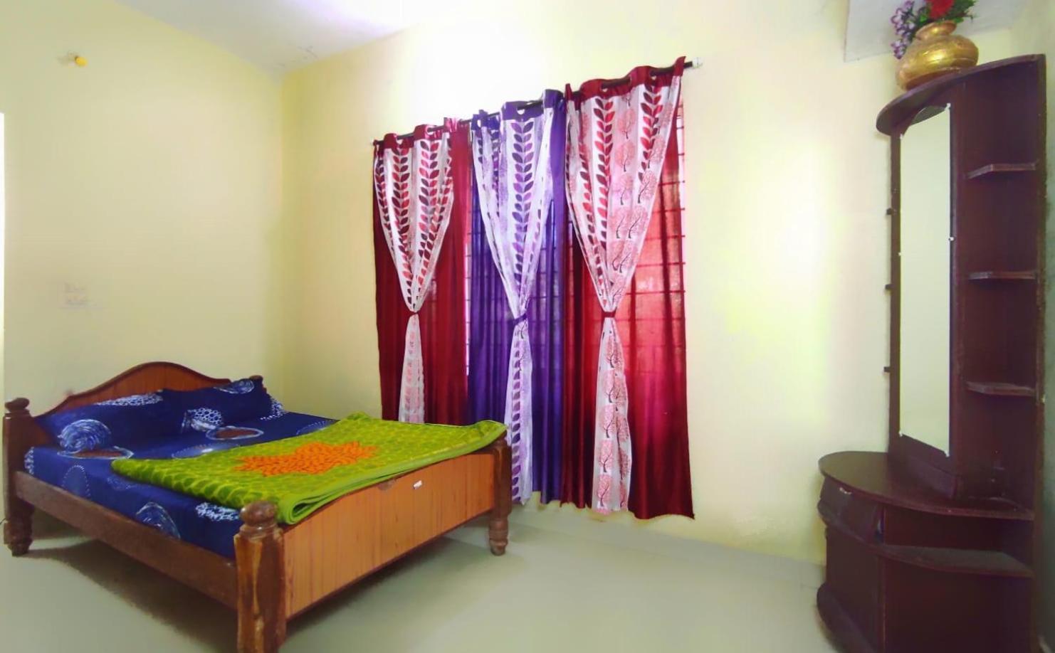 Royal Palm Homestay Мадікері Екстер'єр фото